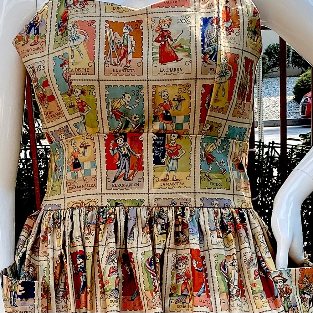 Smitten Kitten Priscilla in Return To Sender - Picture 4 of 12